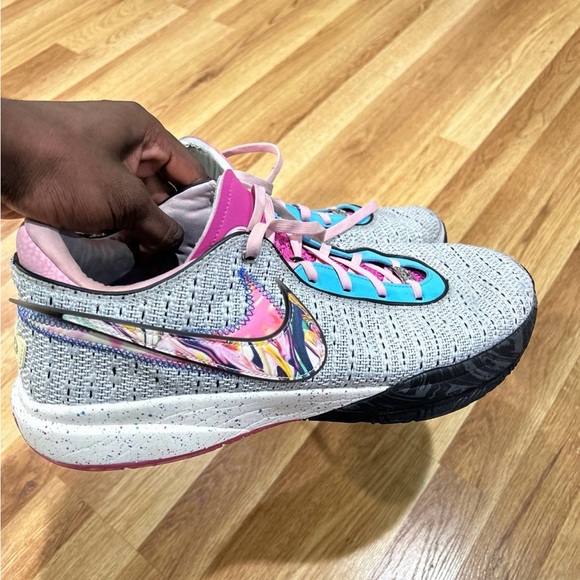 Nike LeBron 20 EYBL main image 4